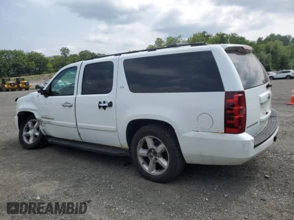 2008 Chevrolet Suburban 2LT z VIN 3GNFK16398G196336, wystawiony jako Copart lot #67628435 z przebiegiem 174 208 mil mil oraz Szkoda całkowita • Salvage title. Historia ofert i sprzedaży dostępna na DreamBid. Obrazek 2.
