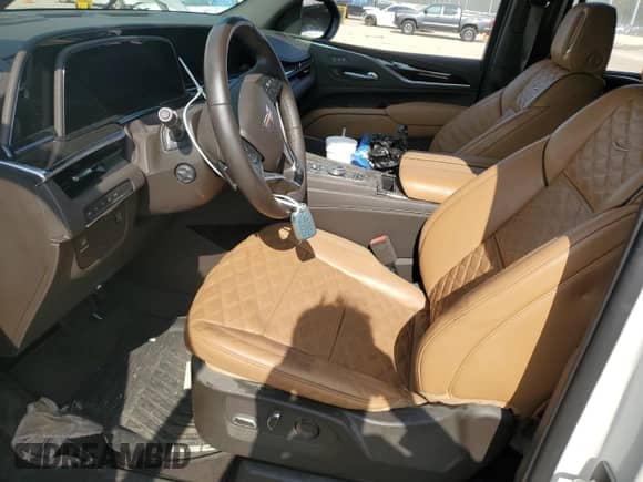 2022 Cadillac Escalade Premium Luxury с VIN 1GYS4BKLXNR332363, выставлен на аукционе Copart как лот 59677995 с пробегом 38 657 миль миль и Списание • Salvage title. История ставок и продаж доступна на DreamBid. Изображение 7.