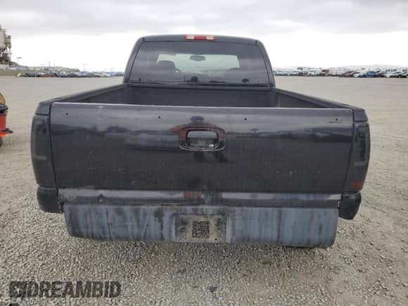 2005 GMC Sierra 1500 SLE с VIN 2GTEC19T451307165, выставлен на аукционе Copart как лот 56065925 с пробегом 205 883 миль миль и Списание • Salvage title. История ставок и продаж доступна на DreamBid. Изображение 6.