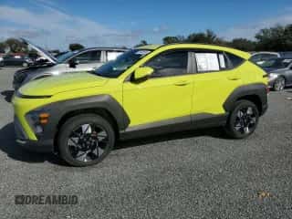 2024 Hyundai Kona SEL с VIN KM8HCCAB4RU100793, выставлен на аукционе Copart как лот 81462674 с пробегом Не указан миль и Списание • Salvage title. История ставок и продаж доступна на DreamBid. Изображение 1.