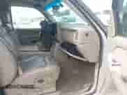 2002 Chevrolet Silverado 1500 LS с VIN 2GCEC19T221397282, выставлен на аукционе IAAI как лот 42604350 с пробегом 200 155 миль миль и . История ставок и продаж доступна на DreamBid. Изображение 5.