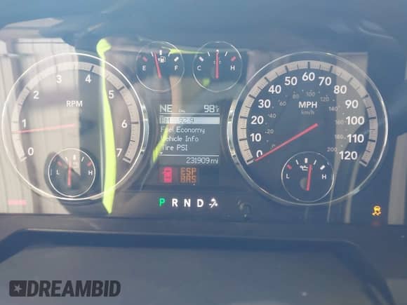 2010 Dodge 1500 ST z VIN 1D7RB1CP7AS115416, wystawiony jako IAAI lot #42695502 z przebiegiem 231 909 mil mil oraz . Historia ofert i sprzedaży dostępna na DreamBid. Obrazek 7.