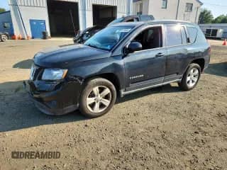 2014 Jeep Compass Sport z VIN 1C4NJCBB6ED646355, wystawiony jako Copart lot #66751865 z przebiegiem Nie podano mil oraz Szkoda całkowita • Salvage title. Historia ofert i sprzedaży dostępna na DreamBid. Obrazek 1.