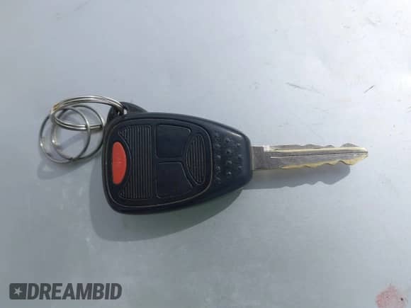 2007 Jeep Wrangler Unlimited Sahara z VIN 1J8GA59167L161894, wystawiony jako IAAI lot #41856064 z przebiegiem 122 714 mil mil oraz . Historia ofert i sprzedaży dostępna na DreamBid. Obrazek 11.