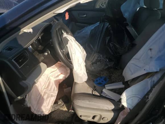 2015 Toyota Camry LE z VIN 4T1BD1FK2FU174578, wystawiony jako Copart lot #80746525 z przebiegiem Nie podano mil oraz Czysty tytuł • Clean title. Historia ofert i sprzedaży dostępna na DreamBid. Obrazek 7.