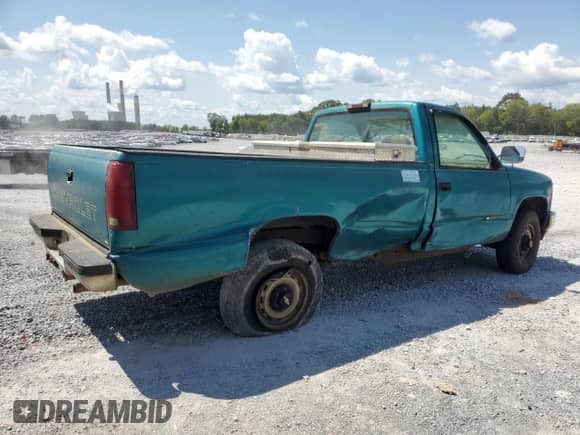 1994 Chevrolet Silverado 2500 с VIN 1GCFK24H4RE191910, выставлен на аукционе Copart как лот 65990304 с пробегом 287 181 миль миль и Списание • Salvage title. История ставок и продаж доступна на DreamBid. Изображение 3.