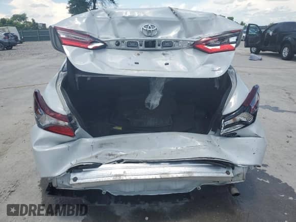 2023 Toyota Camry LE z VIN 4T1C11AK1PU184167, wystawiony jako Copart lot #63689135 z przebiegiem 42 134 mil mil oraz Szkoda całkowita • Salvage title. Historia ofert i sprzedaży dostępna na DreamBid. Obrazek 6.