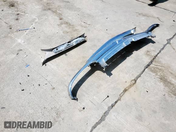 2002 Chevrolet Suburban LS с VIN 3GNEC16Z52G128443, выставлен на аукционе Copart как лот 60628795 с пробегом 294 200 миль миль и Списание • Salvage title. История ставок и продаж доступна на DreamBid. Изображение 13.