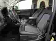 2018 Chevrolet Colorado 4WD Z71 с VIN 1GCGTDEN1J1276913, выставлен на аукционе Copart как лот 85485505 с пробегом 114 152 миль миль и Чистый • Clean title. История ставок и продаж доступна на DreamBid. Изображение 7.