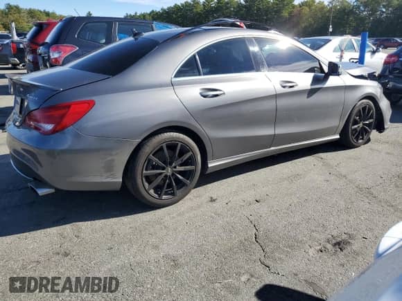 2014 Mercedes-Benz CLA 250 with VIN WDDSJ4GB9EN143100, listed as a Copart auction lot 86884595 with 78,003 mi miles and Salvage title. Bid and sale history available at DreamBid. Image 3.
