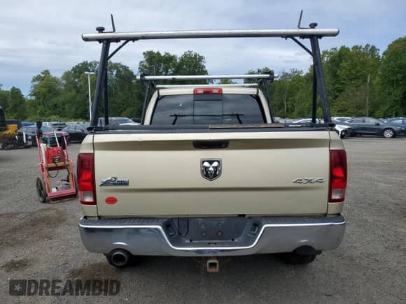 2011 Ram 1500 SLT with VIN 1D7RV1GTXBS662454, listed as a Copart auction lot 71987735 with 334,014 mi miles and Clean title. Bid and sale history available at DreamBid. Image 6.