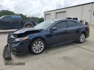 2021 Toyota Camry LE with VIN 4T1C11AK4MU604970, listed as a Copart auction lot 68427875 with 41,749 mi miles and Salvage title. Bid and sale history available at DreamBid. Image 1.