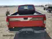 1998 Nissan Frontier XE z VIN 1N6DD21S2WC364538, wystawiony jako Copart lot #62867545 z przebiegiem 261 987 mil mil oraz Szkoda całkowita • Salvage title. Historia ofert i sprzedaży dostępna na DreamBid. Obrazek 6.