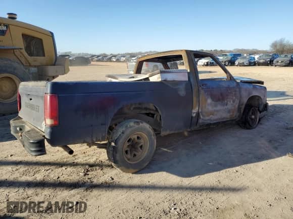 1988 Chevrolet S-10 с VIN 1GCBS14E1J2131586, выставлен на аукционе Copart как лот 46256855 с пробегом Не указан миль и Чистый • Clean title. История ставок и продаж доступна на DreamBid. Изображение 3.