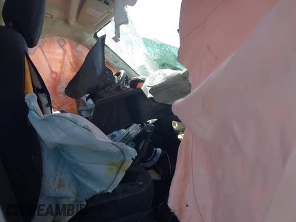 2018 Ram ProMaster Cargo z VIN 3C6TRVCG0JE112533, wystawiony jako IAAI lot #41614008 z przebiegiem Nie podano mil oraz . Historia ofert i sprzedaży dostępna na DreamBid. Obrazek 5.