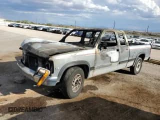1992 Dodge Dakota with VIN 1B7GL23Y0NS678195, listed as a Copart auction lot 81119285 with Not provided miles and Salvage title. Bid and sale history available at DreamBid. Image 1.