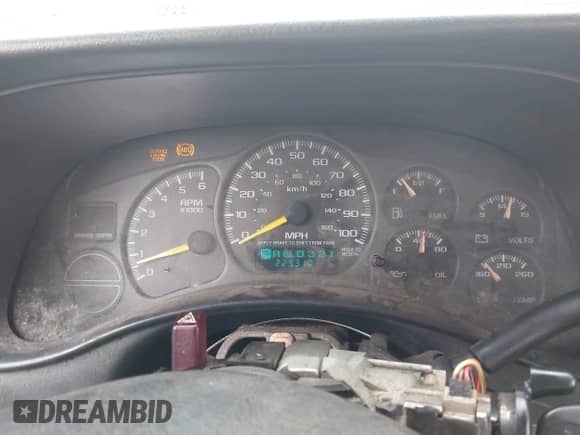 2000 GMC Sierra 1500 SLE z VIN 1GTEK19T0YE186897, wystawiony jako IAAI lot #42636565 z przebiegiem 229 310 mil mil oraz . Historia ofert i sprzedaży dostępna na DreamBid. Obrazek 7.
