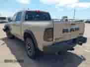 2017 Ram 1500 Rebel z VIN 1C6RR7YT8HS619828, wystawiony jako IAAI lot #42873979 z przebiegiem 136 471 mil mil oraz . Historia ofert i sprzedaży dostępna na DreamBid. Obrazek 3.