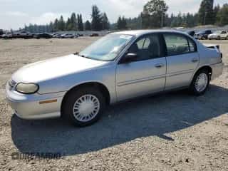 2004 Chevrolet Malibu Classic z VIN 1G1ND52F44M579641, wystawiony jako Copart lot #70719605 z przebiegiem 205 258 mil mil oraz Szkoda całkowita • Salvage title. Historia ofert i sprzedaży dostępna na DreamBid. Obrazek 1.