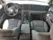 2007 Jeep Commander Sport с VIN 1J8HG48P27C611625, выставлен на аукционе Copart как лот 62676385 с пробегом 188 477 миль миль и Чистый • Clean title. История ставок и продаж доступна на DreamBid. Изображение 8.
