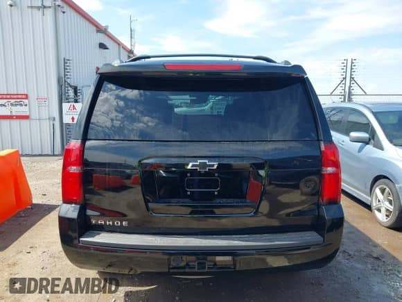 2017 Chevrolet Tahoe LT с VIN 1GNSKBKC5HR361664, выставлен на аукционе IAAI как лот 42485524 с пробегом 126 531 миль миль и . История ставок и продаж доступна на DreamBid. Изображение 16.