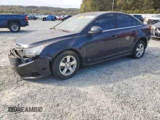 2014 Chevrolet Cruze 1LT с VIN 1G1PC5SBXE7305093, выставлен на аукционе Copart как лот 89674185 с пробегом 90 907 миль миль и Списание • Salvage title. История ставок и продаж доступна на DreamBid. Изображение 1.