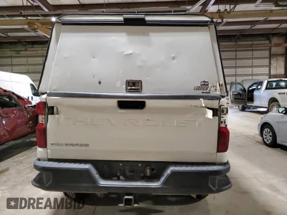 2023 Chevrolet Silverado 2500HD Work Truck with VIN 1GC5YLE79PF190815, listed as a Copart auction lot 50886155 with 118,439 mi miles and Salvage title. Bid and sale history available at DreamBid. Image 6.