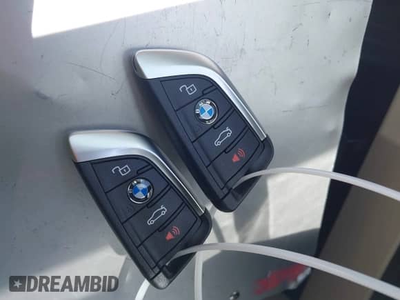 2025 BMW 4 Series 430i with VIN WBA33DB08SCU35159, listed as a IAAI auction lot 42019631 with 895 mi miles and . Bid and sale history available at DreamBid. Image 11.