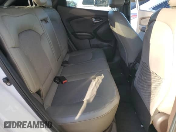 2014 Hyundai Tucson Walking Dead Edition z VIN KM8JUCAG5EU859148, wystawiony jako Copart lot #87426854 z przebiegiem 189 076 mil mil oraz Szkoda całkowita • Salvage title. Historia ofert i sprzedaży dostępna na DreamBid. Obrazek 11.