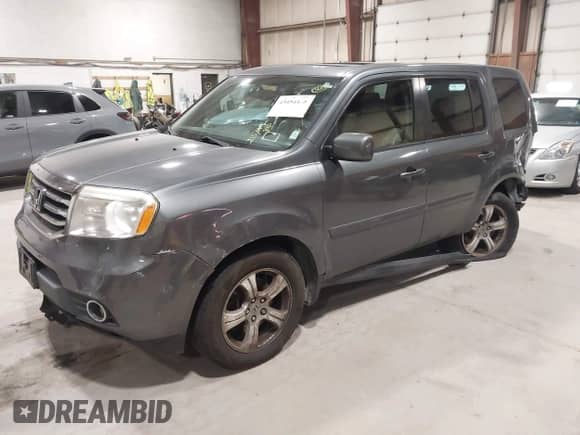 2013 Honda Pilot EX-L with VIN 5FNYF4H55DB033673, listed as a IAAI auction lot 43454478 with 215,014 mi miles and . Bid and sale history available at DreamBid. Image 17.