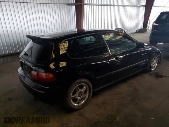 1992 Honda Civic с VIN 2HGEH3380NH525372, выставлен на аукционе Copart как лот 81586224 с пробегом 175 779 миль миль и Списание • Salvage title. История ставок и продаж доступна на DreamBid. Изображение 3.