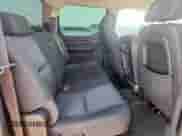 2012 Chevrolet Silverado 1500 LS z VIN 3GCPCREA9CG157053, wystawiony jako Copart lot #72037255 z przebiegiem 240 289 mil mil oraz Szkoda całkowita • Salvage title. Historia ofert i sprzedaży dostępna na DreamBid. Obrazek 10.