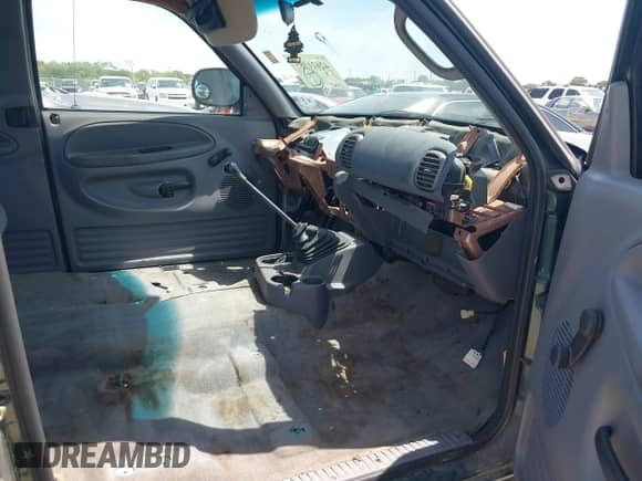 2001 Dodge 1500 with VIN 3B7HC13Y81G788833, listed as a IAAI auction lot 42621385 with Not provided miles and . Bid and sale history available at DreamBid. Image 5.