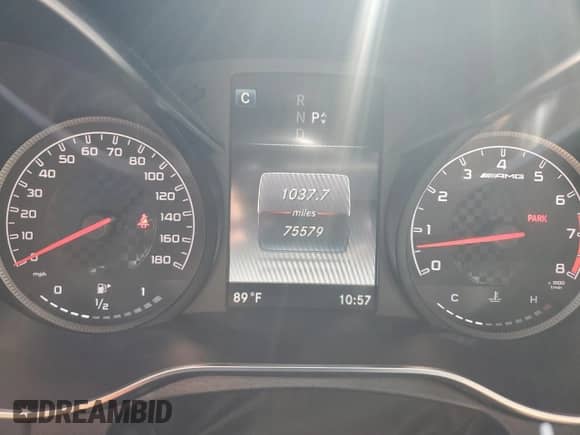 2018 Mercedes-Benz C 43 AMG с VIN 55SWF6EB2JU251965, выставлен на аукционе Copart как лот 67585245 с пробегом 75 579 миль миль и Списание • Salvage title. История ставок и продаж доступна на DreamBid. Изображение 9.