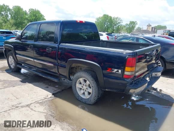 2006 GMC Sierra 1500 SLT with VIN 2GTEK13T461101387, listed as a IAAI auction lot 42113867 with 240,610 mi miles and . Bid and sale history available at DreamBid. Image 3.