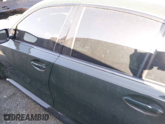 2025 BMW M3 Competition xDrive with VIN WBS33HJ02SFU69052, listed as a IAAI auction lot 42430291 with Not provided miles and . Bid and sale history available at DreamBid. Image 15.