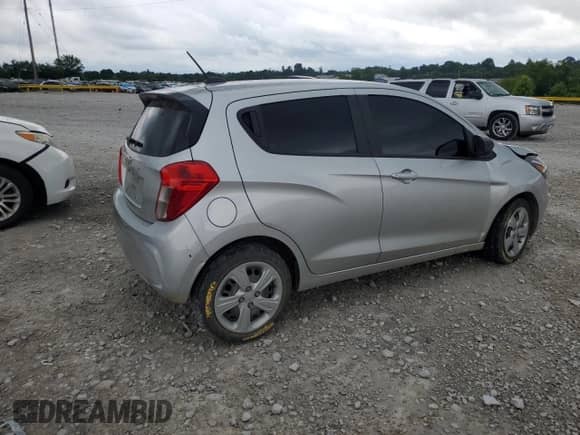 2022 Chevrolet Spark LS z VIN KL8CB6SA2NC032771, wystawiony jako Copart lot #62830185 z przebiegiem 56 328 mil mil oraz Szkoda całkowita • Salvage title. Historia ofert i sprzedaży dostępna na DreamBid. Obrazek 3.