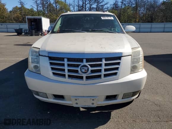 2007 Cadillac Escalade ESV with VIN 1GYFK66807R363693, listed as a Copart auction lot 86618715 with 147,227 mi miles and Clean title. Bid and sale history available at DreamBid. Image 5.