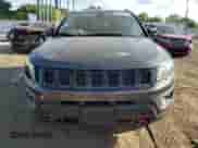 2020 Jeep Compass Trailhawk z VIN 3C4NJDDB9LT214675, wystawiony jako Copart lot #72062915 z przebiegiem 88 671 mil mil oraz Szkoda całkowita • Salvage title. Historia ofert i sprzedaży dostępna na DreamBid. Obrazek 5.