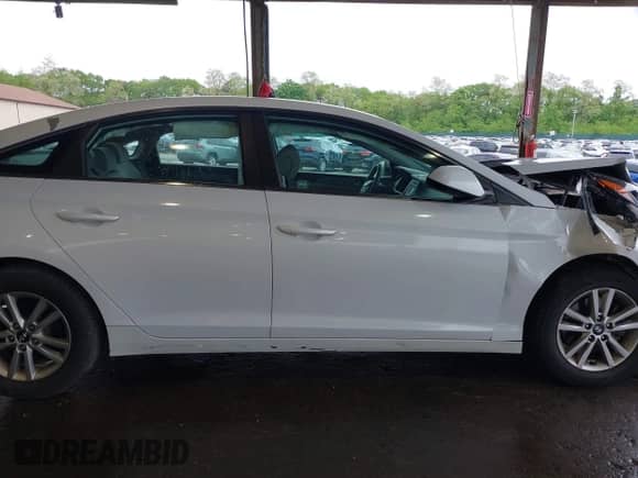 2017 Hyundai Sonata SE с VIN 5NPE24AF5HH494123, выставлен на аукционе IAAI как лот 42362467 с пробегом 147 345 миль миль и . История ставок и продаж доступна на DreamBid. Изображение 13.