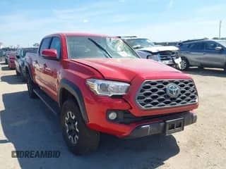 2023 Toyota Tacoma SR5 z VIN 3TYDZ5BN4PT032829, wystawiony jako IAAI lot #42565657 z przebiegiem 44 238 mil mil oraz . Historia ofert i sprzedaży dostępna na DreamBid. Obrazek 1.