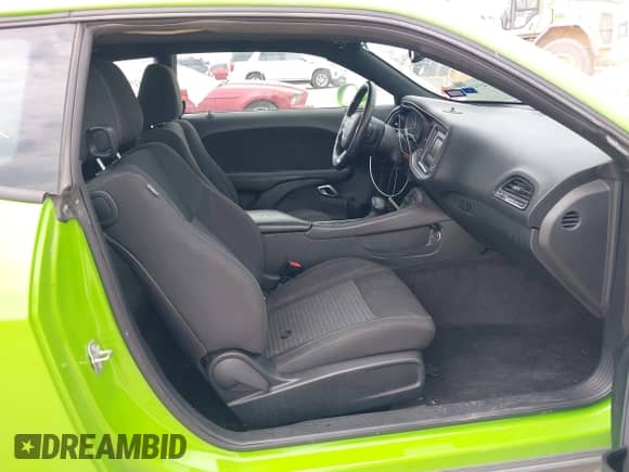 2017 Dodge Challenger SXT Plus с VIN 2C3CDZAG0HH580539, выставлен на аукционе IAAI как лот 43110841 с пробегом 100 724 миль миль и . История ставок и продаж доступна на DreamBid. Изображение 5.