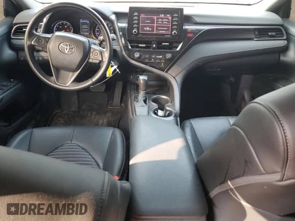 2021 Toyota Camry SE Nightshade z VIN 4T1G11AK7MU496619, wystawiony jako Copart lot #71771155 z przebiegiem 112 202 mil mil oraz Szkoda całkowita • Salvage title. Historia ofert i sprzedaży dostępna na DreamBid. Obrazek 8.