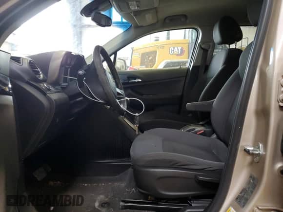2012 Chevrolet Orlando 1LT с VIN KL77P2EM4CK576746, выставлен на аукционе Copart как лот 49421525 с пробегом 183 398 миль миль и Списание • Salvage title. История ставок и продаж доступна на DreamBid. Изображение 7.
