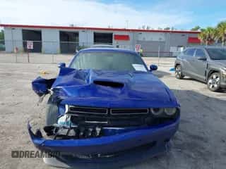 2019 Dodge Challenger GT with VIN 2C3CDZJG7KH591352, listed as a IAAI auction lot 43271795 with 92,106 mi miles and . Bid and sale history available at DreamBid. Image 6.