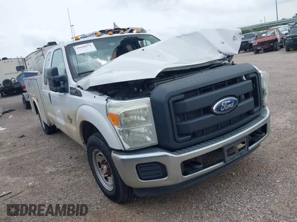 2011 Ford F-250 Lariat с VIN 1FT7X2AT4BEC33450, выставлен на аукционе IAAI как лот 39410571 с пробегом Не указан миль и . История ставок и продаж доступна на DreamBid. Изображение 1.