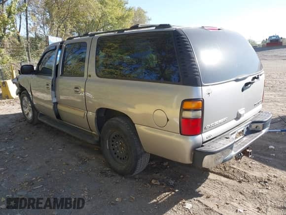 2005 Chevrolet Suburban LT с VIN 3GNFK16Z85G187465, выставлен на аукционе IAAI как лот 41875358 с пробегом 206 370 миль миль и . История ставок и продаж доступна на DreamBid. Изображение 3.