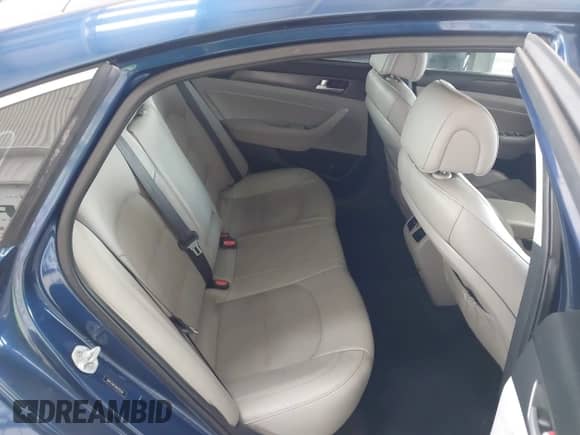 2016 Hyundai Sonata Sport с VIN 5NPE34AF3GH322524, выставлен на аукционе IAAI как лот 43243956 с пробегом 113 020 миль миль и . История ставок и продаж доступна на DreamBid. Изображение 8.