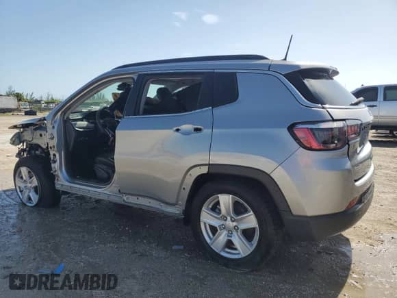 2022 Jeep Compass Altitude с VIN 3C4NJCBB7NT138096, выставлен на аукционе Copart как лот 69256885 с пробегом 48 681 миль миль и Списание • Salvage title. История ставок и продаж доступна на DreamBid. Изображение 2.