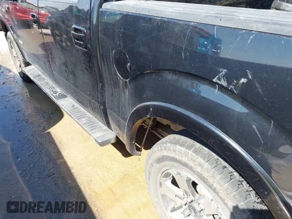 2012 Ford F-150 Lariat with VIN 1FTFW1CT9CFA42897, listed as a IAAI auction lot 43394632 with 197,979 mi miles and . Bid and sale history available at DreamBid. Image 17.